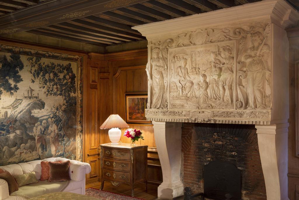 Chateau De Beneauville Bed & Breakfast Petiville  ภายนอก รูปภาพ
