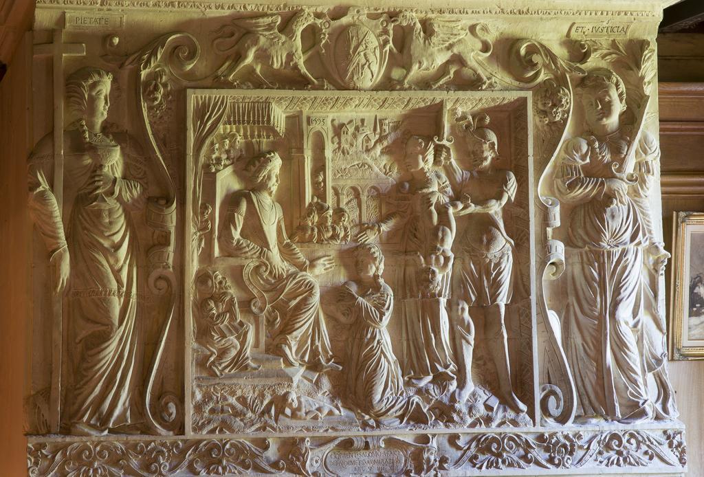 Chateau De Beneauville Bed & Breakfast Petiville  ภายนอก รูปภาพ